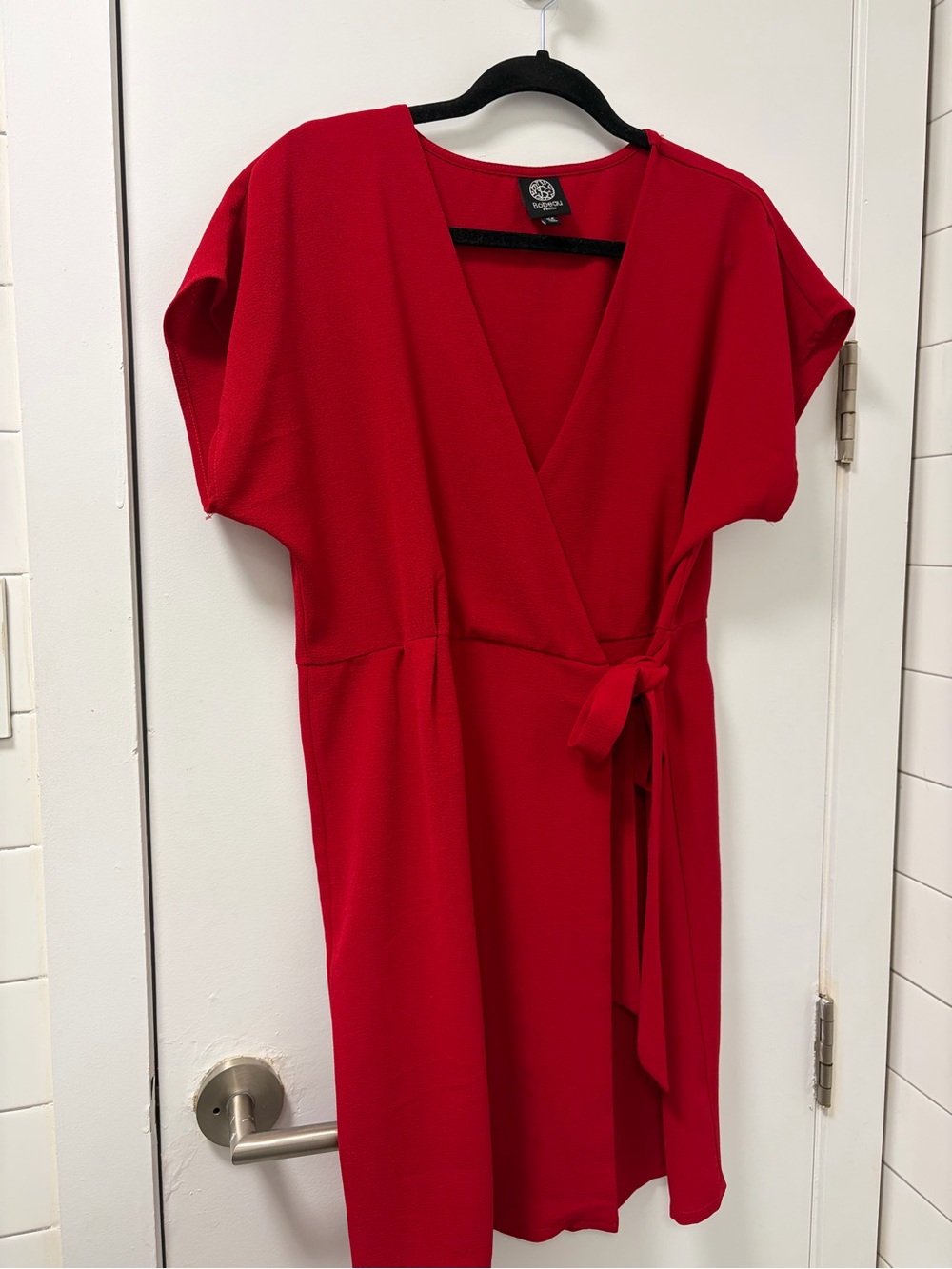 bobeau Red Wrap-Style Short Sleeve Dress